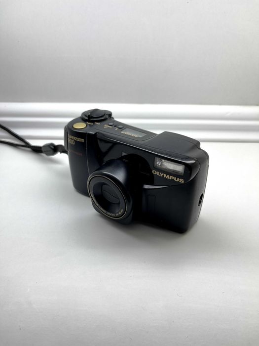 Olympus 800 Superzoom