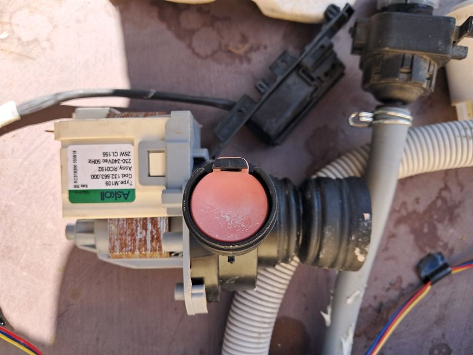 Electrolux ESL47700R   pompa