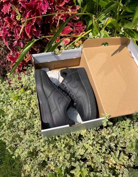 Nike Air Force 1 / czarne