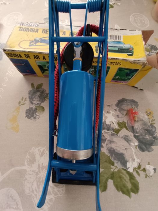 Bomba de ar a pedal