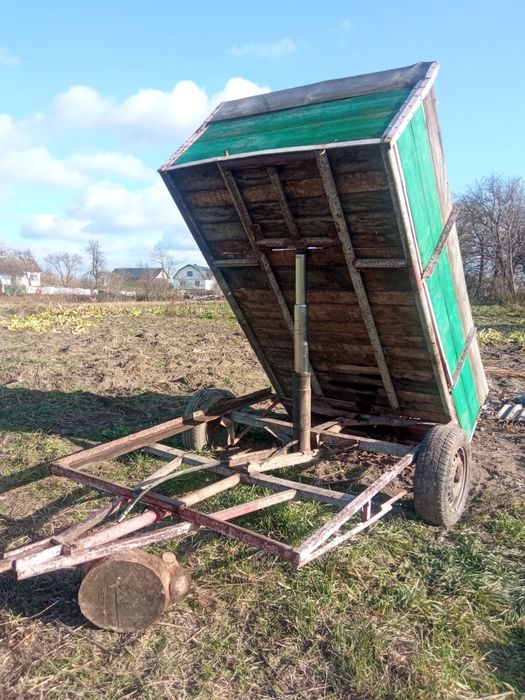 Продам прицеп самоскид.