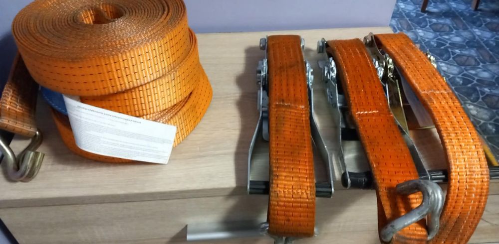 Pasy transportowe 9,5m lekko używane w bardzo dobrym stanie.