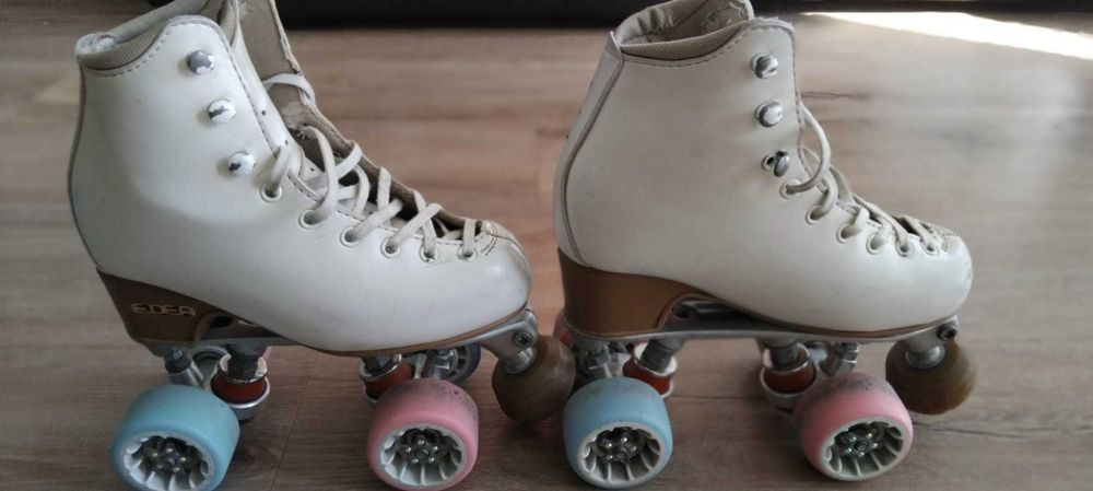 Patins EDEA 220 – Patinagem Artística | Excelente estado