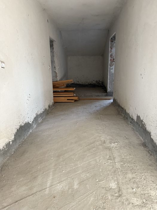 Продаж будинку с. Лоєва Надвірнянський р-н