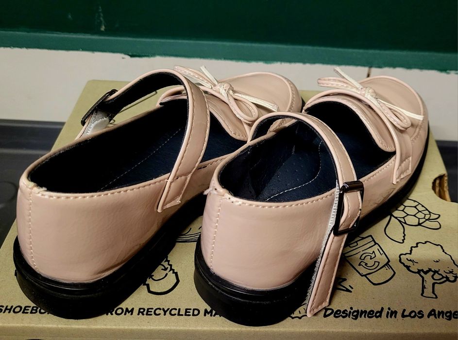 Eleganckie bucik firmy CLIBEEi rozm. 31