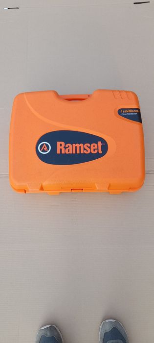 Gwożdziarka osadzak gazowy. Ramset Trak Master Pulsa Technolody