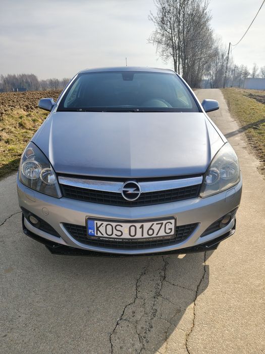 Opel Astra H Gtc 2007 photo 3