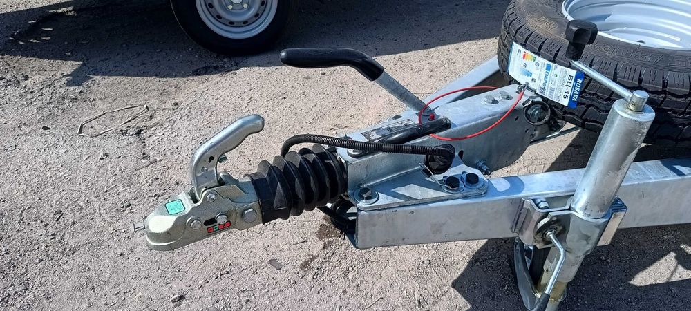 Причіп, лафет. Причіп для перевезення авто.