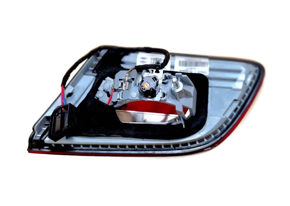 Lampa tylna wewnętrzna BMW 3 E93 Cabrio lewa 63⁠2⁠17⁠1⁠62⁠3⁠03⁠08 NOWA