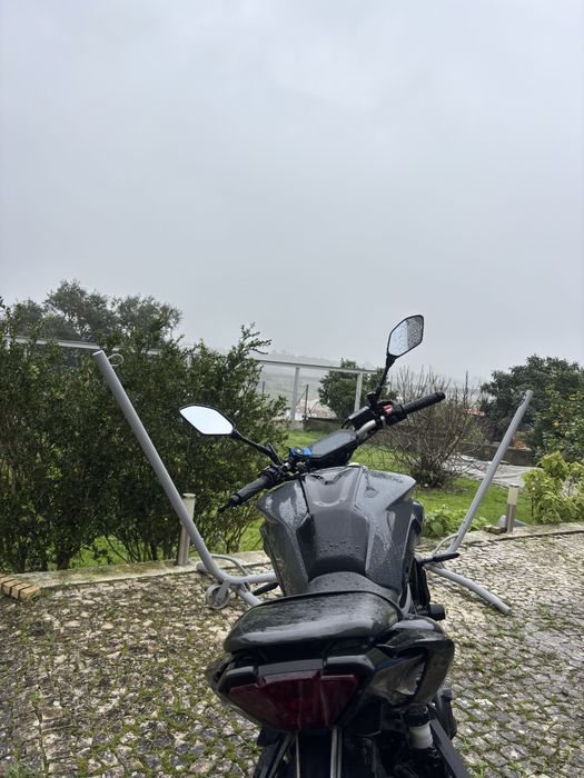 Vendo mota Yamaha MT07