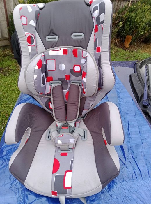 Продам автокрісло.