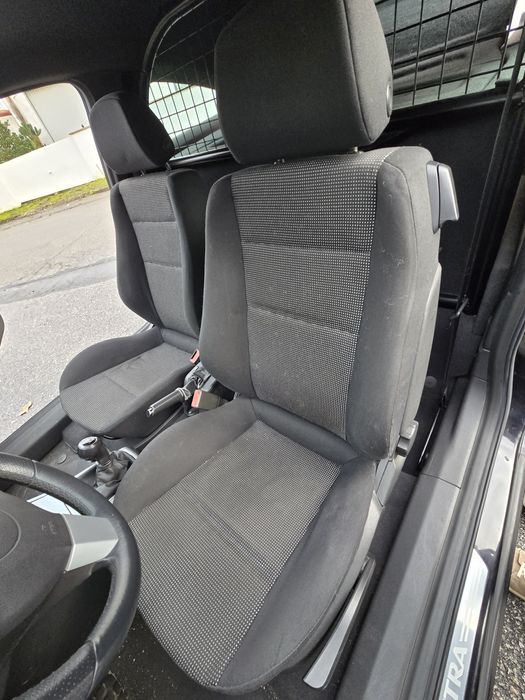 Opel Astra GTC comercial 1.3cdti 90cv