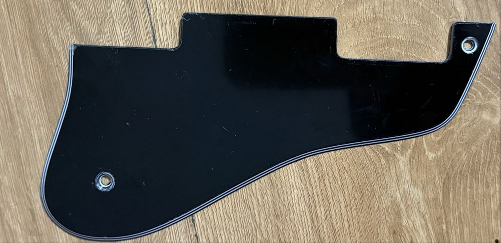 Göldo Pickguard XES4B
