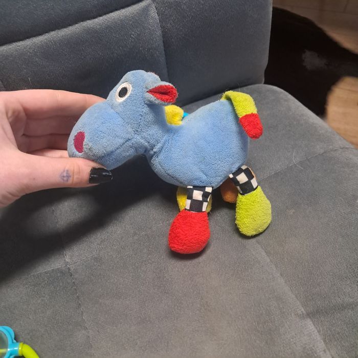 Pluszowa zabawka dla niemowlaka