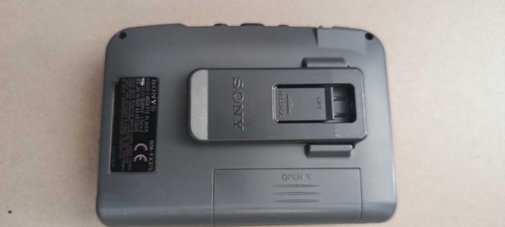Sony Walkman WM-FX375, Vintage Cassette Player with Mega Bass