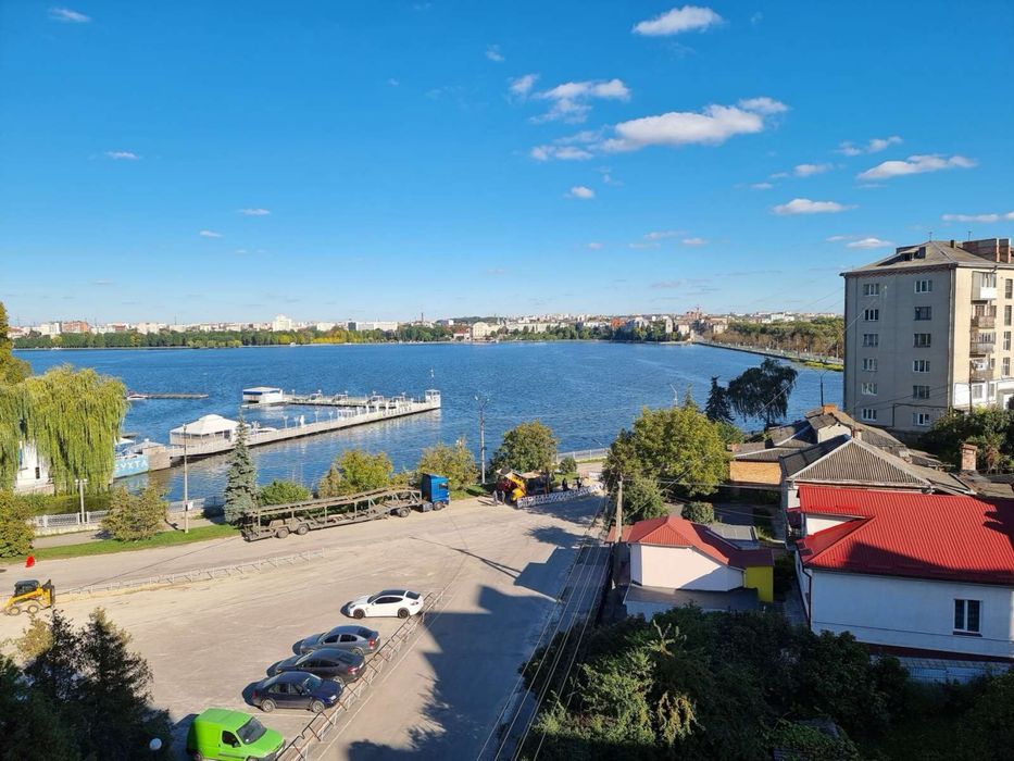Продаж дворівневої квартири(160кв.м) неподалік Озера/ Тернопіль