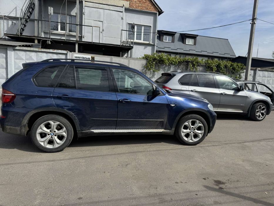 Алюминиевые пороги БМВ Х5 Е70 Алюмінієві порогі BMW X5 E70 підножки