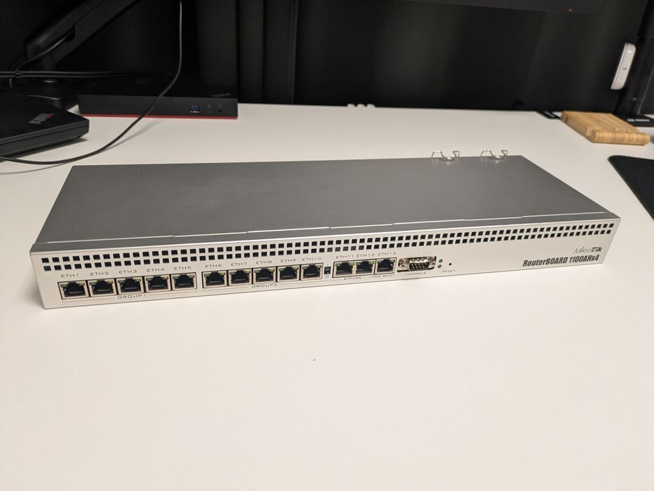 Router Mikrotik RB1100AHx4