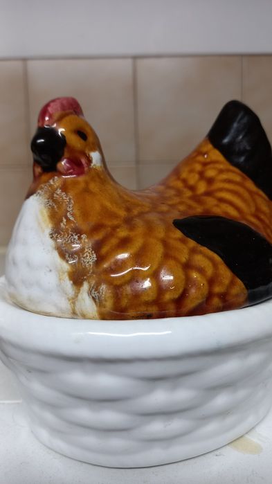 Galinha faiança Caldas