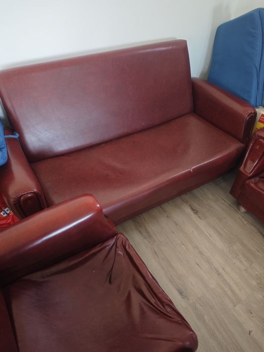 Sofa em couro 45€