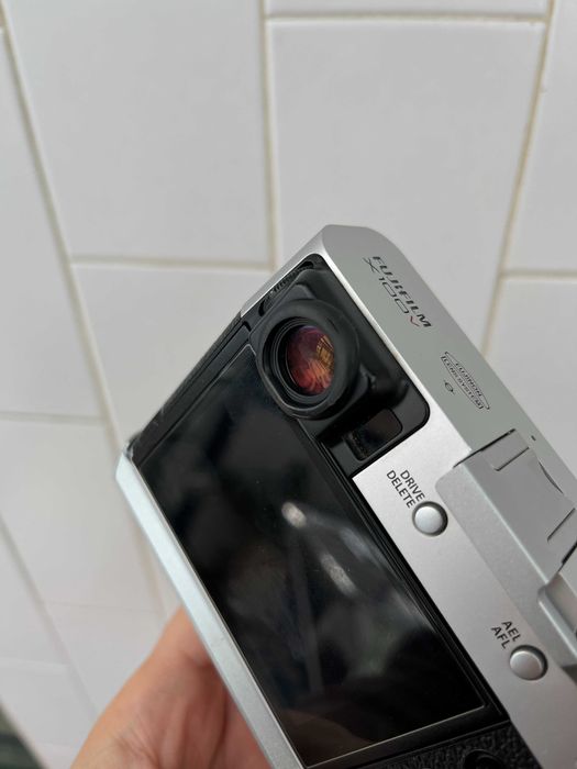 Fujifilm X100V Prata