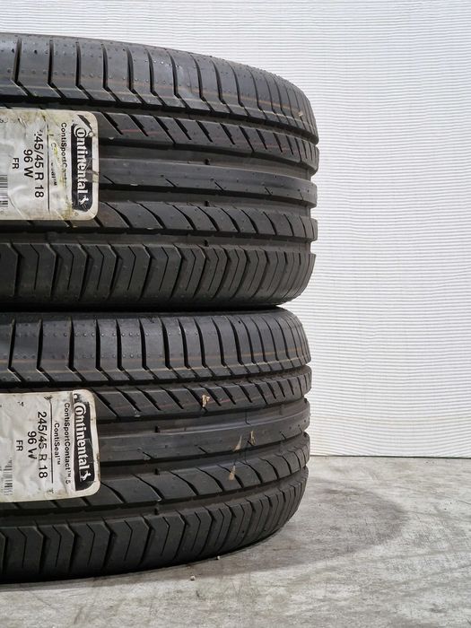 [Como Novos] 2 Pneus 245/45R18 CONTINENTAL