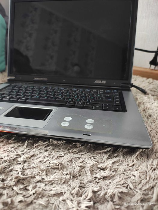 Ноутбук asus x50v