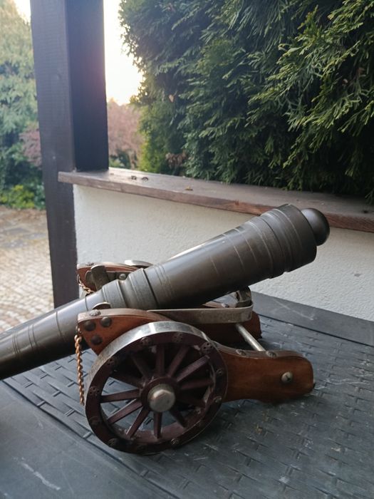 Potężna Armata z  46 cm 7 kg – Bardzo Ciężka, Replika