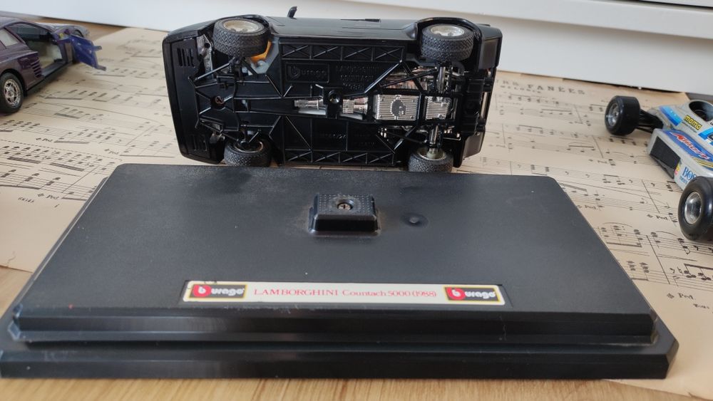 Miniaturas Burago Antigas