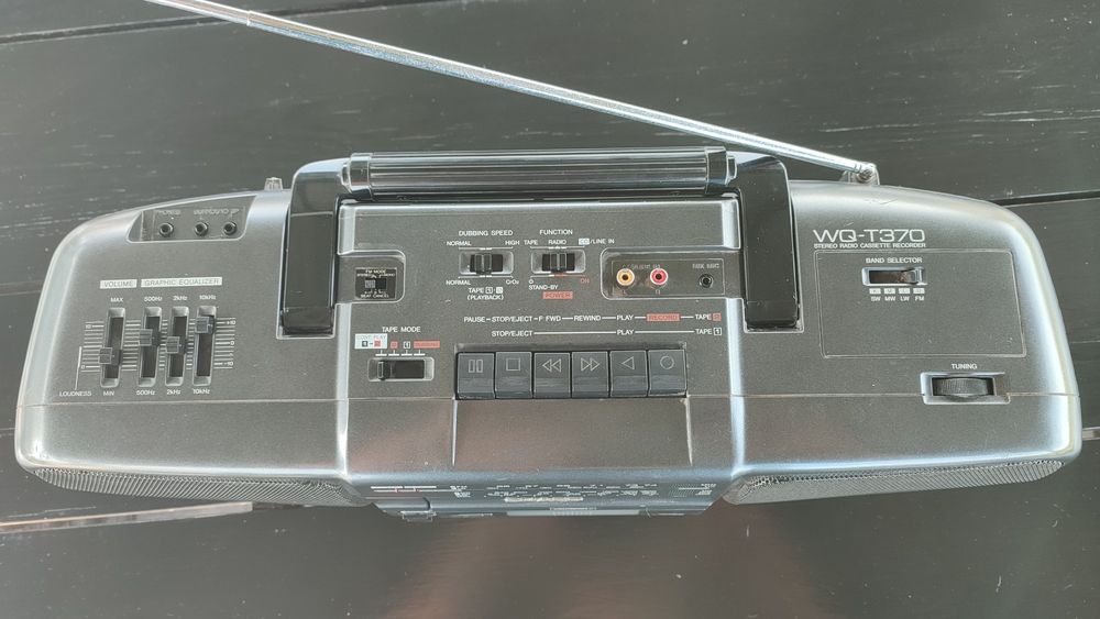 Radiomagnetofon Sharp wq-t370