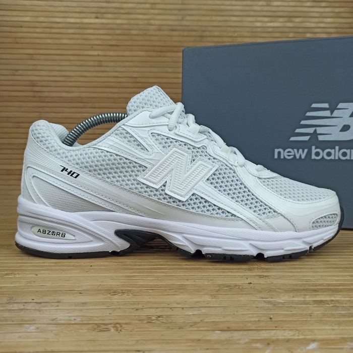 Кросівки New Balance 740 Розмір 42,5 (27,5 см.)