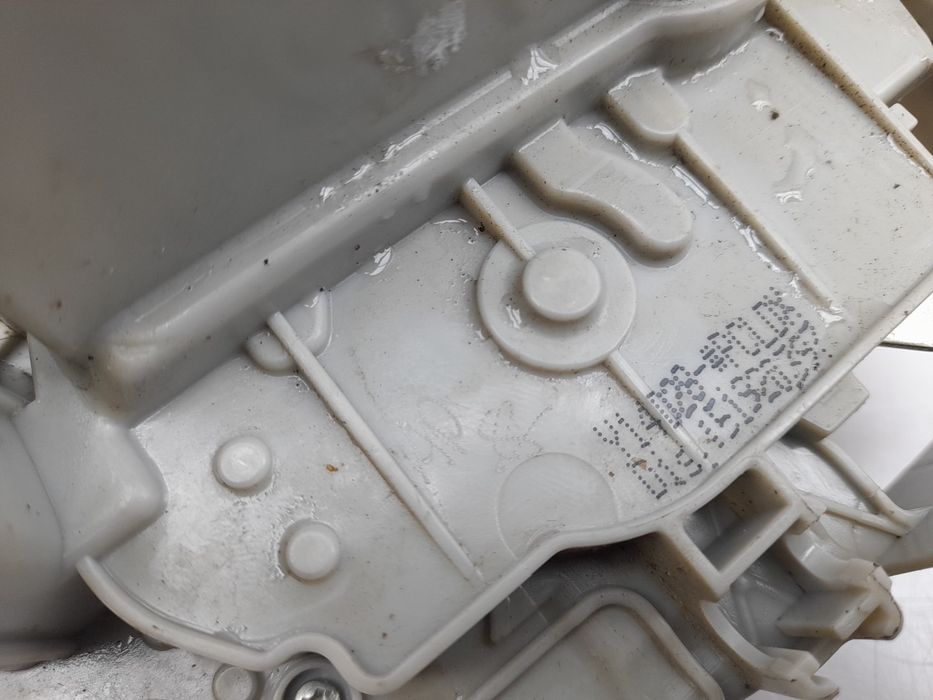 Fechadura / fecho porta trás direito LANCIA Delta III (844_)