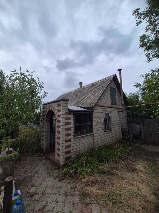 Терміново продам будинок-дачу в с.Сухини