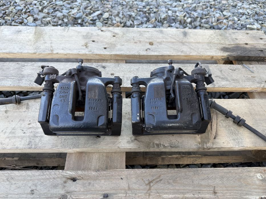 Porsche Macan 95B zaciski tyl