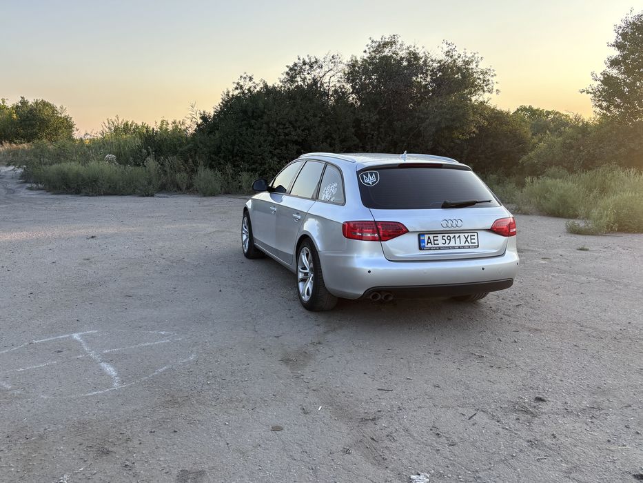 Audi a4b8 avant.