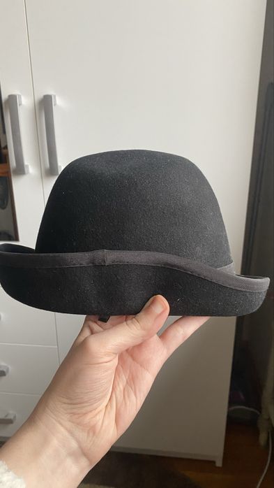 Женская шляпа из качественного фетра