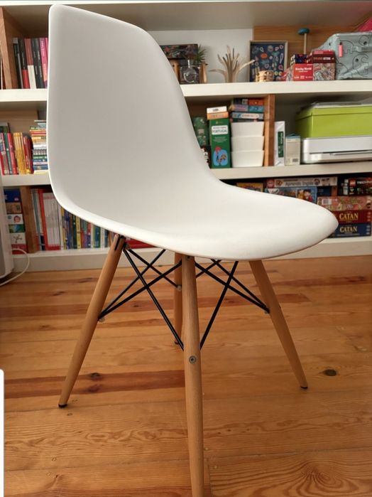 Candeeiros e outros artigos praticamente novos. Vários Preços