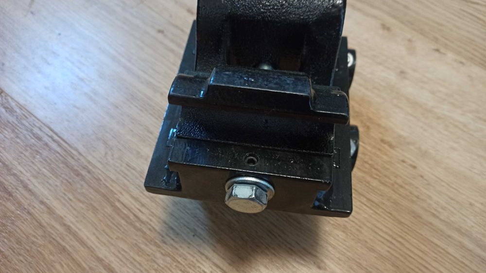 Szybkozłącze mechaniczne do minikoparki 0,8-1,5T Nex KingwayBergerFVAT