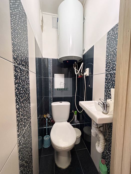 Продам чудову 3-х кімнатну квартиру  в центрі міста