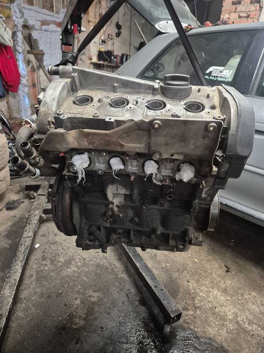 Silnik bam głowica apy 1.8t seria audi s3 8l a3 golf 4 leon tt 8n