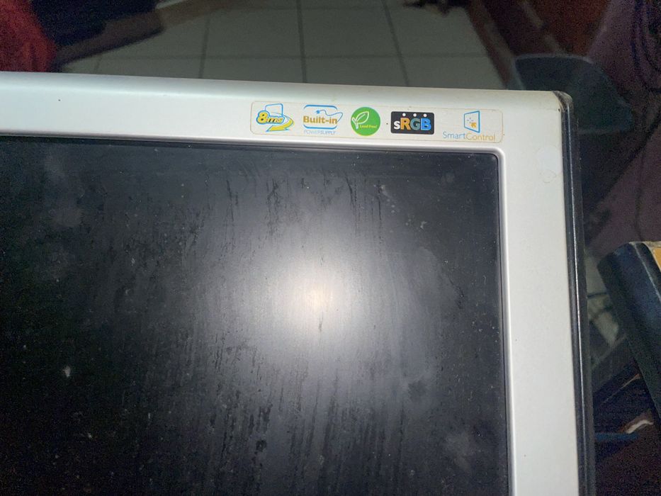 Монитор компьютер