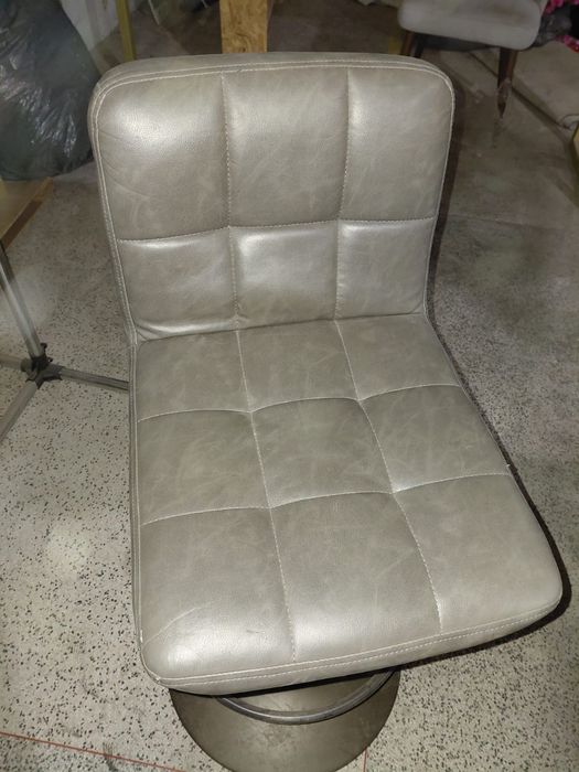 Banco alto para balcão