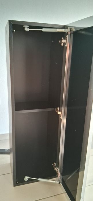 Cubos ou estante de vidro