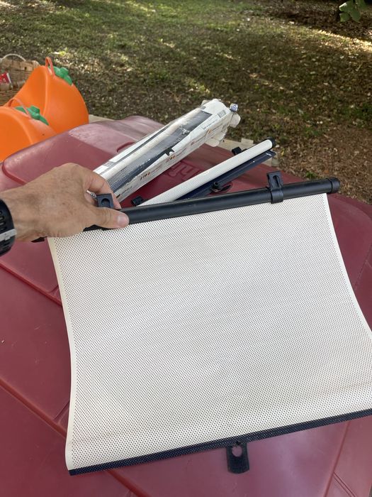 Cortinas de protecao sol  (de correr com recolha automatica)