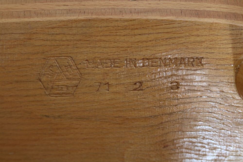 Cadeira Poul M. Volther modelo J46 em faia | Danish Design