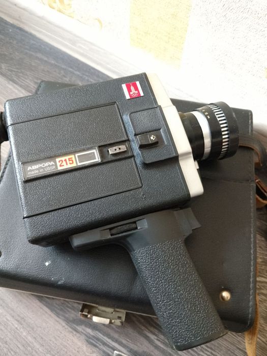 Кінокамера "Аврора 215 супер