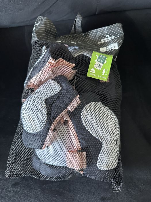 Rolki Oxelo plus zestaw ochraniaczy rozm.32-34