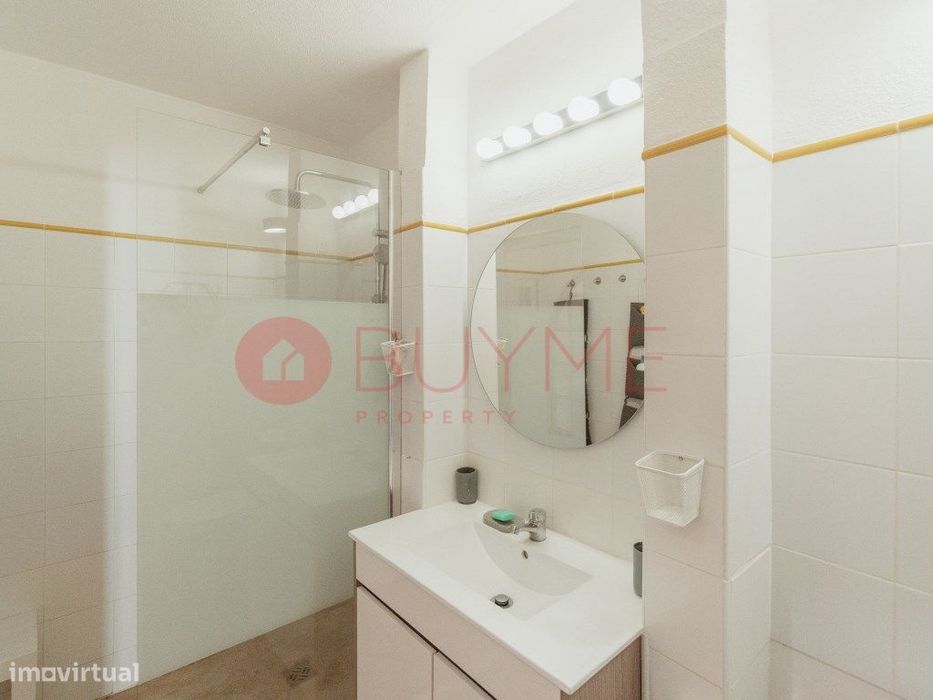 Apartamento T1 com terraço privativo em Vilamoura