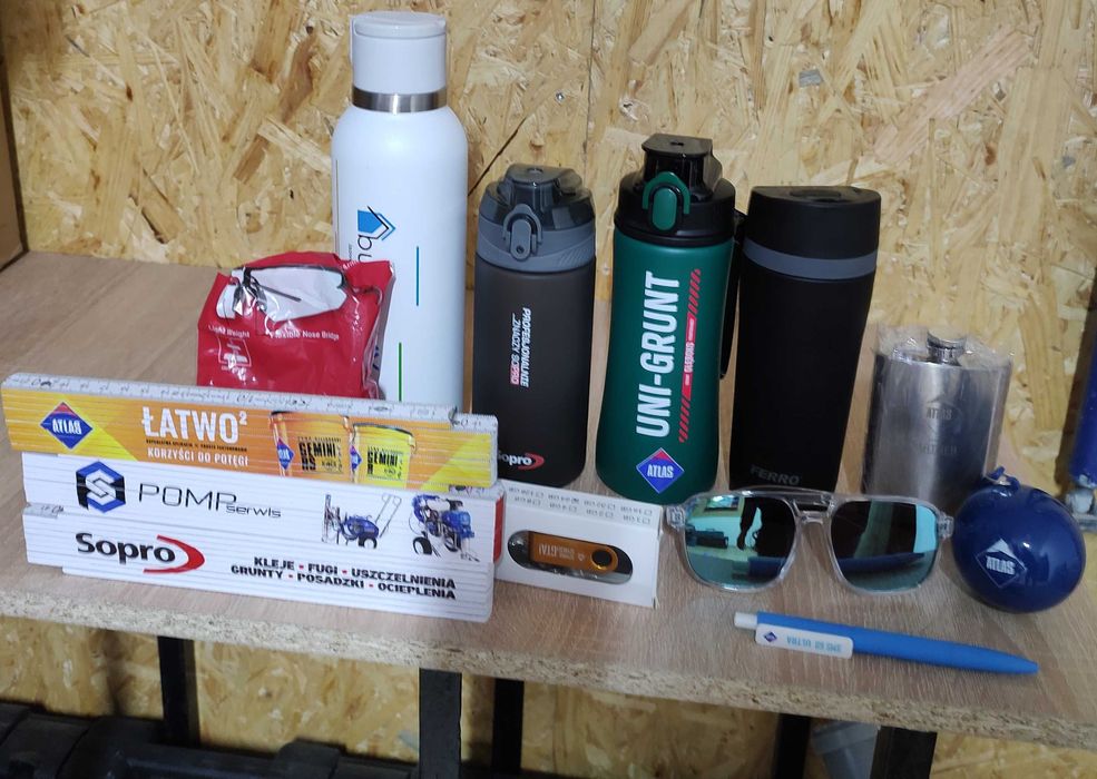 Koszulki Czapki Atlas Nowe i różne gadżety