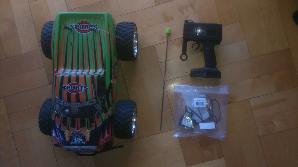 Autko sterowane zdalnie (RC) model NewQuida Monster Truck
